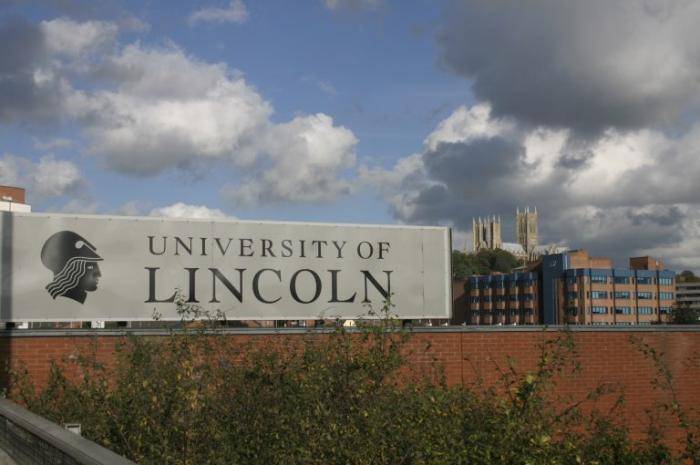 2023 Scholarships at University of Lincoln - UK + Scholarships at Victoria University Of Wellington, New Zealand