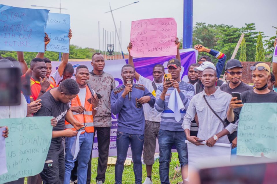 ASUU Strike: Students stage protest at UI, disrupt movement