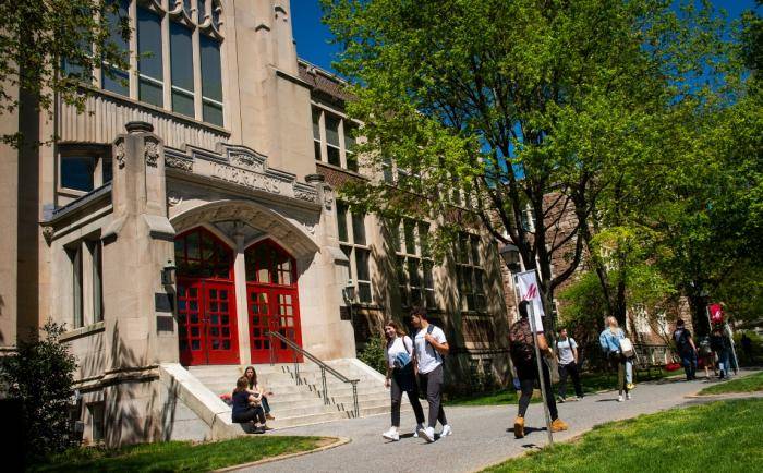 2022 International Need-Based Financial Aid at Muhlenberg College, USA