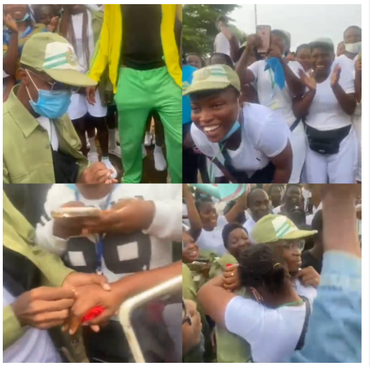 Corps members proposes to his colleague at Ogun NYSC camp (video)