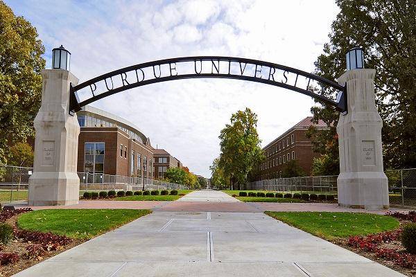 Summer Stay International Scholarships at Purdue University, USA 2021